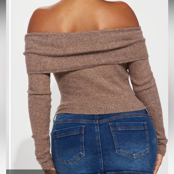 Off shoulder top - Picture 3 of 3